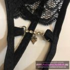 Fekete tanga nyitott szivecske lógóka állítható pánt