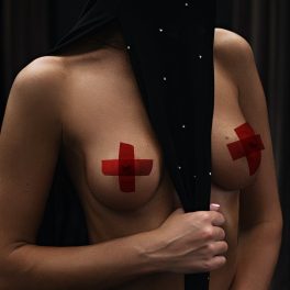Mellbimbó csipesz, láncok